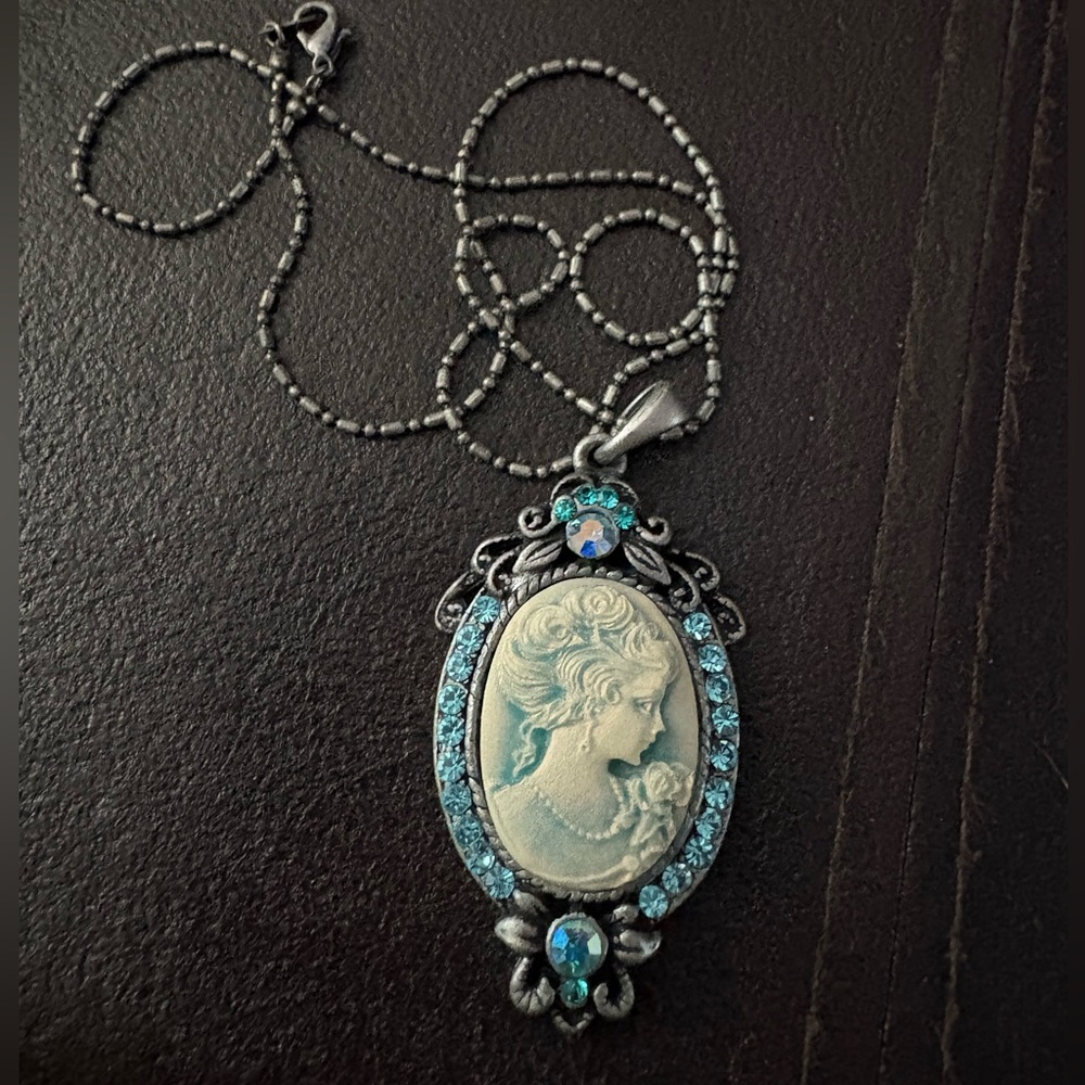 Vintage Teal Cameo Pendant Necklace
